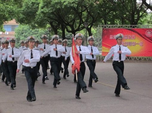 北大门升国旗.jpg